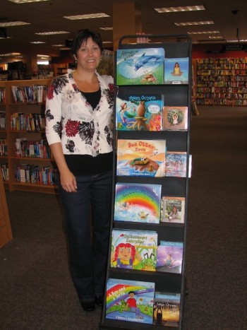 Lori Lite Barnes and Nobles